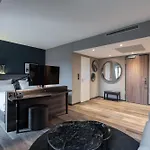 Hotel Harbr Ludwigsburg, A Member Of Radisson Individuals 3*