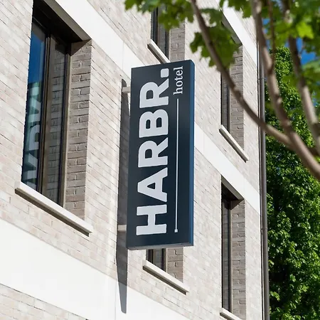 Harbr. Hotel 3*