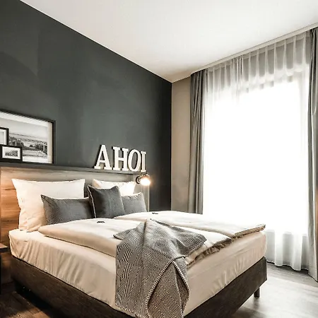 Hotel Harbr Ludwigsburg, A Member Of Radisson Individuals 3*